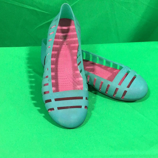 Crocs Ladies 8 W Pink Light Blue Shoes