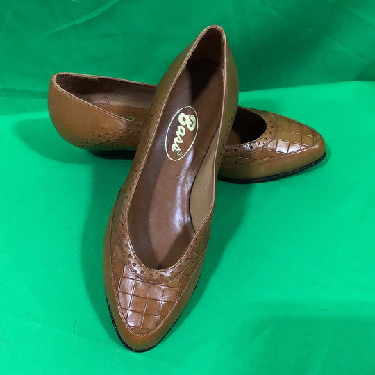 Bass Women's 7 1/2 Brown Slip On Shoes - In Box