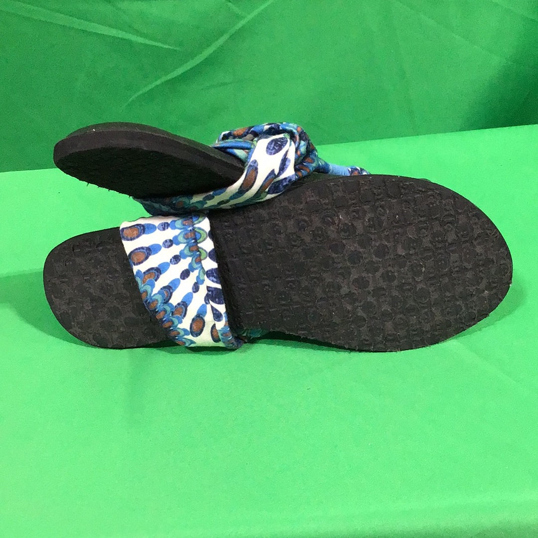Sanuk Women Black And Blue Sandals