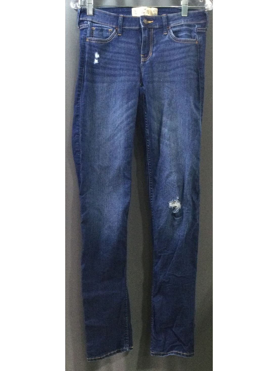 Hollister small size outlet