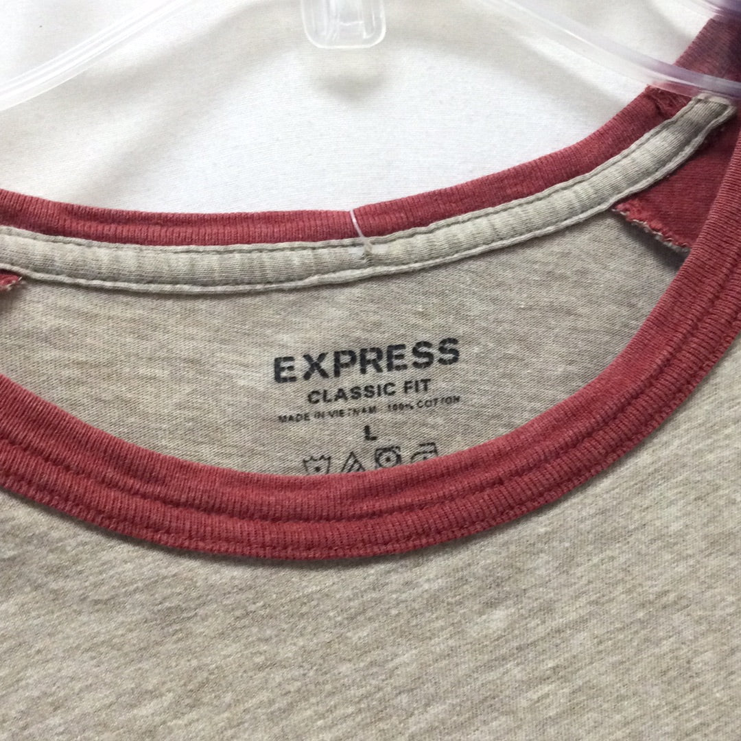 Express Women Tan & Red Short Sleeve Shirt Size Large