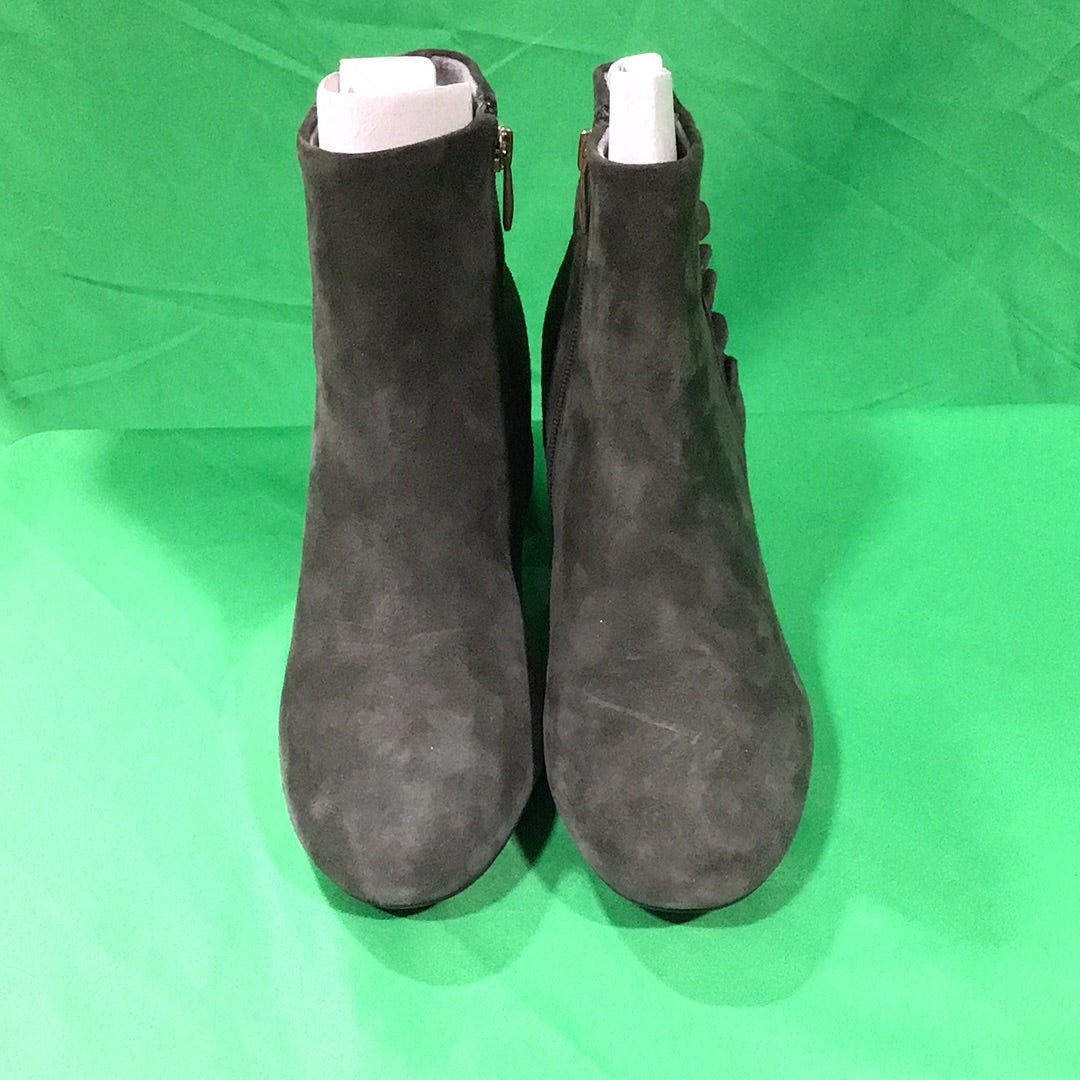 Rockport Ladies 9M Olive Green Leather Mid Boots in Box