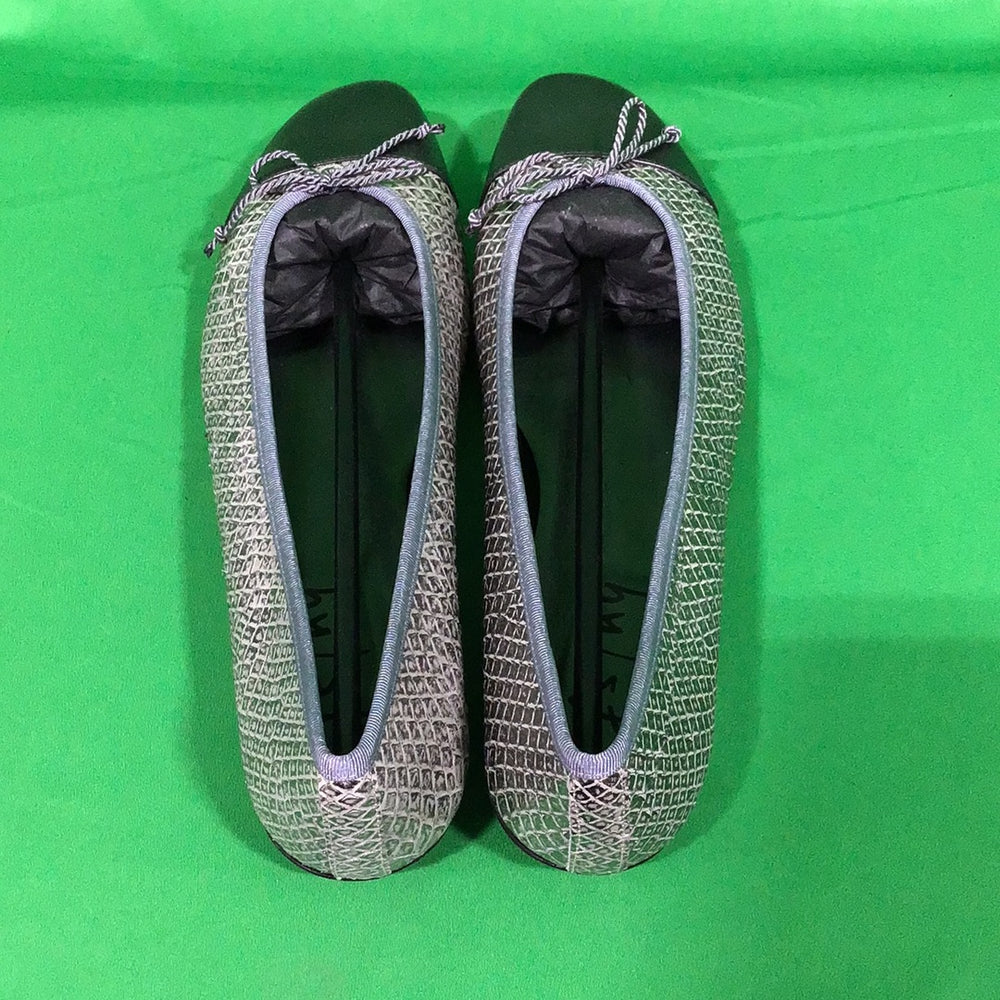 Fs/Ny Ladies Silver Sparkle Size 10 Ballet Flats - In Box